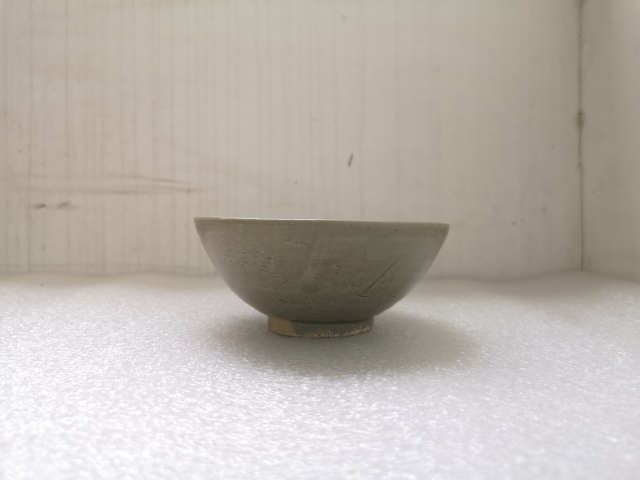 古玩陶瓷龍泉窯青瓷碗拍賣,當前價格580元