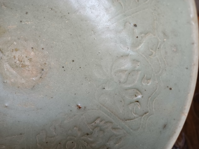 古玩陶瓷元代龍泉窯系青釉模印花卉紋碗拍賣，當(dāng)前價格1800元