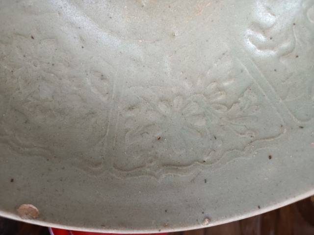 古玩陶瓷元代龍泉窯系青釉模印花卉紋碗拍賣，當(dāng)前價格1800元