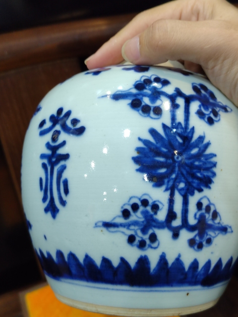 古玩陶瓷清代康熙花間壽字紋青花罐拍賣(mài),當(dāng)前價(jià)格4888元