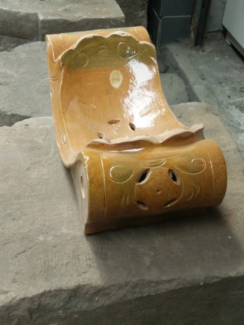 古玩陶瓷明末清初三彩瓷枕拍賣,當前價格8888元
