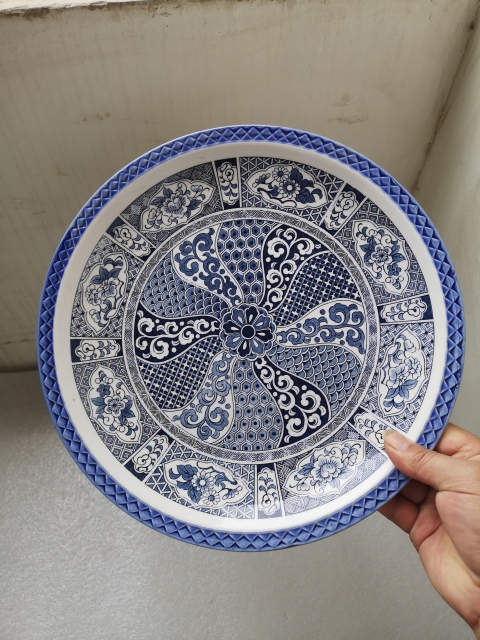 古玩陶瓷青花印花卉紋大盤拍賣,當前價格350元