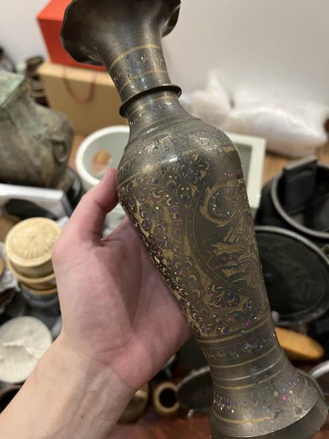 古玩雜項晚清刻畫銅瓶拍賣，當前價格999元