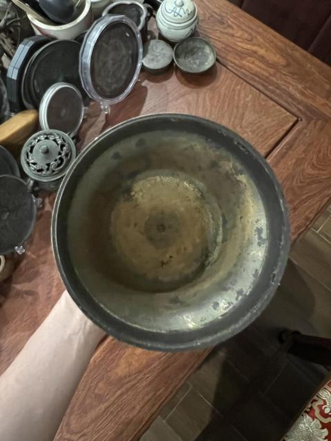 古玩雜項晚清刻畫銅瓶拍賣，當前價格999元