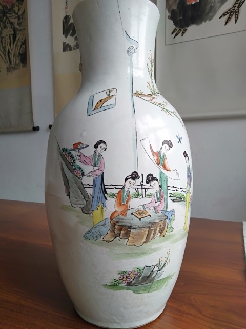 古玩陶瓷民國(guó)·水彩侍女雙耳大瓶拍賣(mài),當(dāng)前價(jià)格600元