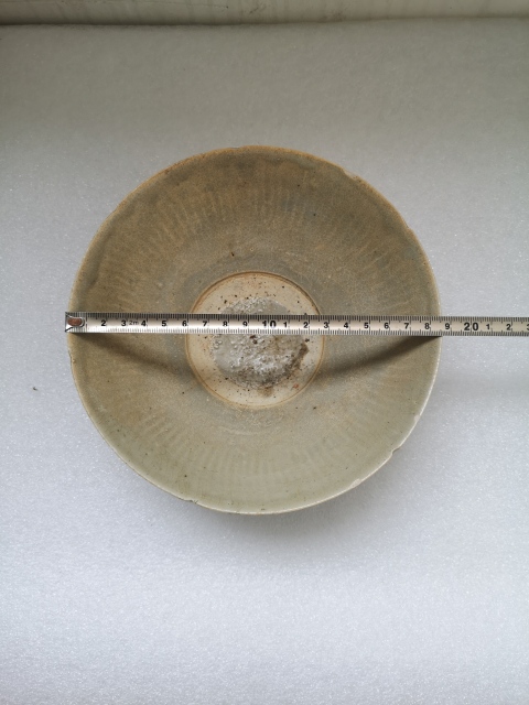 古玩陶瓷青白釉刻線條紋斗笠碗拍賣,當前價格580元