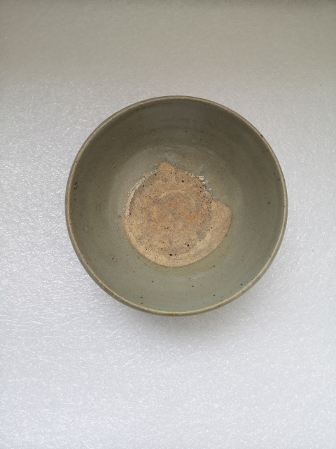 古玩陶瓷龍泉青瓷唇口碗拍賣,當前價格550元