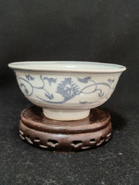 古玩陶瓷明早期.青花纏枝花卉紋碗拍賣,當前價格1580元