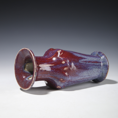 古玩陶瓷清中蓮瓣紋六方瓶拍賣，當前價格24000元