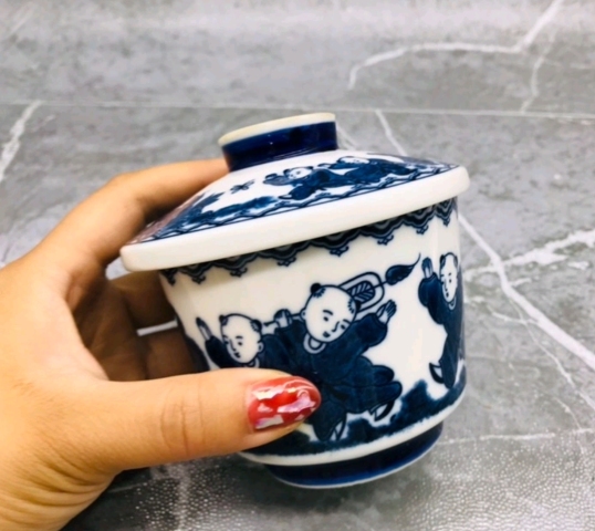古玩陶瓷六十至八十年代嬰戲紋青花蓋罐拍賣，當(dāng)前價(jià)格168元
