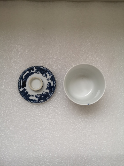 古玩陶瓷六十至八十年代嬰戲紋青花蓋罐拍賣，當(dāng)前價(jià)格168元
