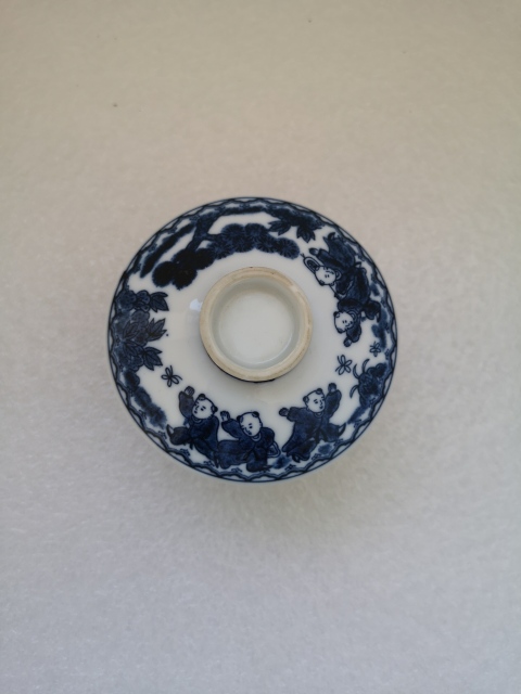 古玩陶瓷六十至八十年代嬰戲紋青花蓋罐拍賣，當(dāng)前價(jià)格168元