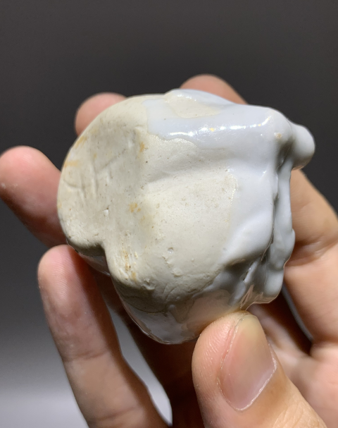 古玩陶瓷清代德化窯白釉桃型水滴拍賣，當前價格900元