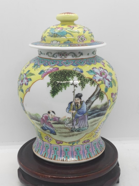 大清光绪年製粉彩山水人物薄胎小碗 小杯 中国美術古董品 大清光绪年製粉彩山水人物薄胎小碗 小杯 中国美術