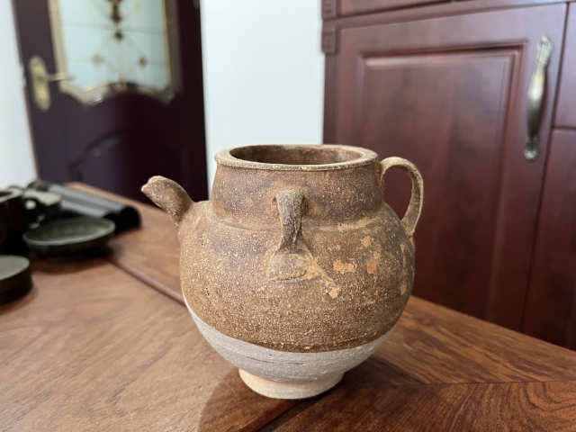 古玩陶瓷宋末元初褐釉雙系執(zhí)壺拍賣,當(dāng)前價(jià)格499元