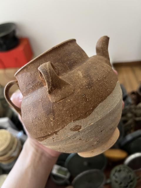古玩陶瓷宋末元初褐釉雙系執(zhí)壺拍賣,當(dāng)前價(jià)格499元