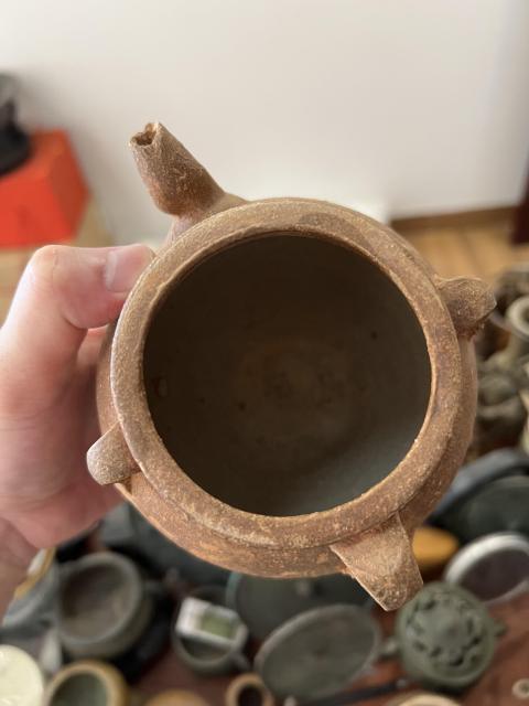 古玩陶瓷宋末元初褐釉雙系執(zhí)壺拍賣,當(dāng)前價(jià)格499元