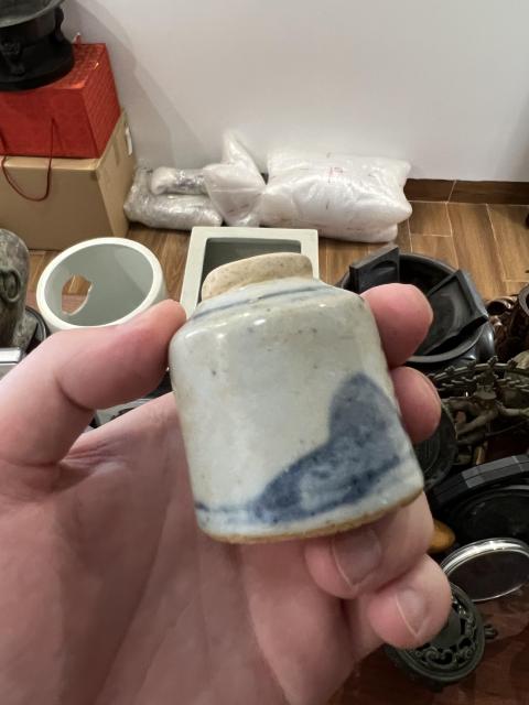 古玩陶瓷清中山水紋青花水盂拍賣，當前價格399元