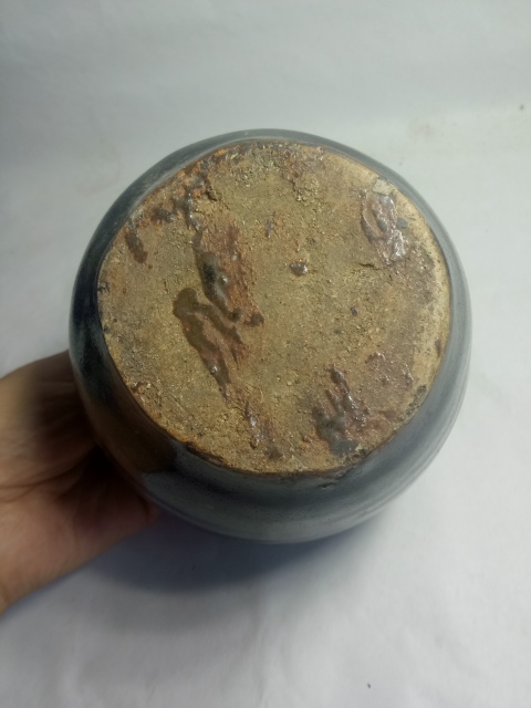 古玩陶瓷清代～磁州窯系黑釉雙耳蹲拍賣，當前價格388元