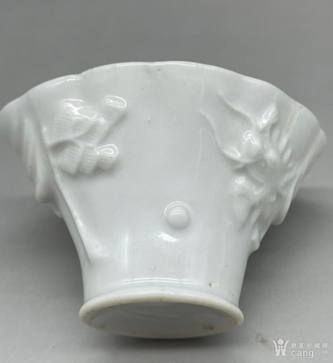 古玩陶瓷晚清民國(guó)德化窯白釉龍紋杯拍賣，當(dāng)前價(jià)格1888元
