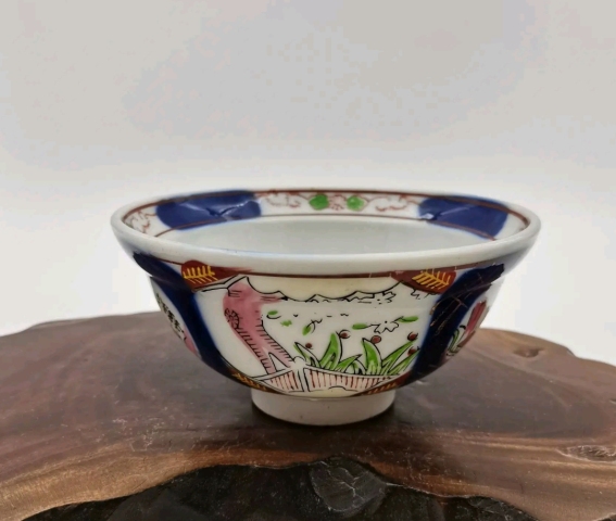 古玩陶瓷青花加彩花卉紋蓋碗拍賣,當(dāng)前價格135元