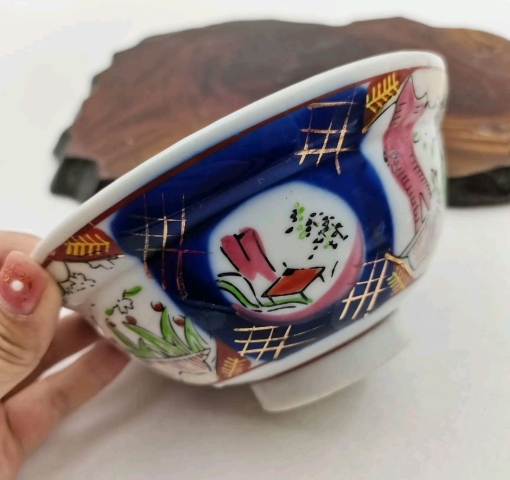 古玩陶瓷青花加彩花卉紋蓋碗拍賣,當(dāng)前價格135元