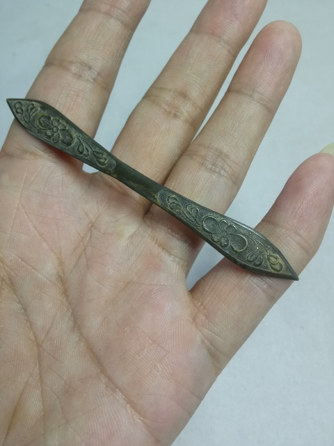 古玩雜項【清】發(fā)簪拍賣，當(dāng)前價格588元