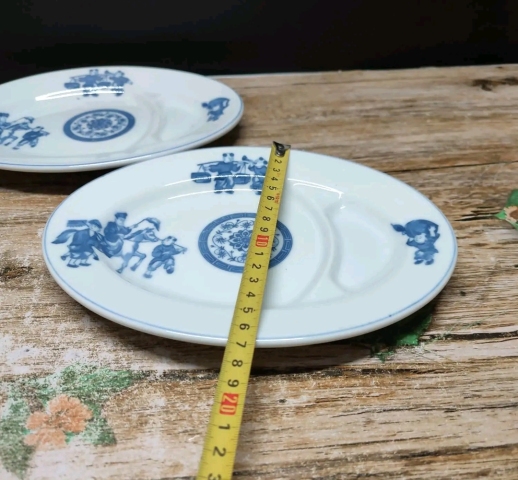 古玩陶瓷八十年代人物紋青花盤拍賣，當前價格268元