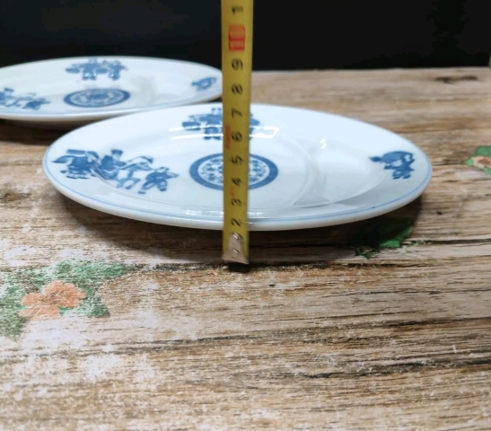 古玩陶瓷八十年代人物紋青花盤拍賣，當前價格268元