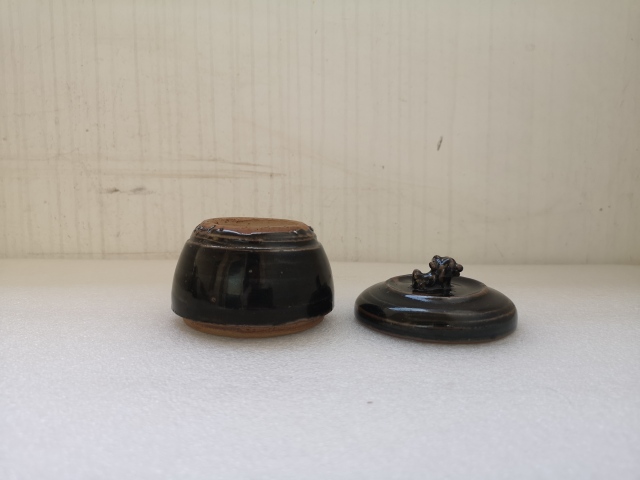 古玩陶瓷磁州窯黑釉蓋缸拍賣,當前價格398元