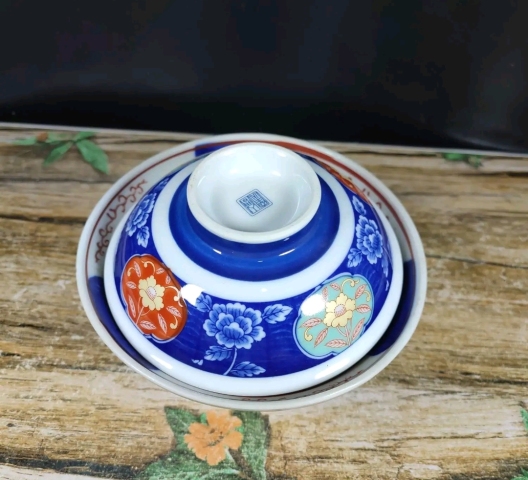 古玩陶瓷上世紀中期青花加彩蓋碗拍賣,當前價格298元
