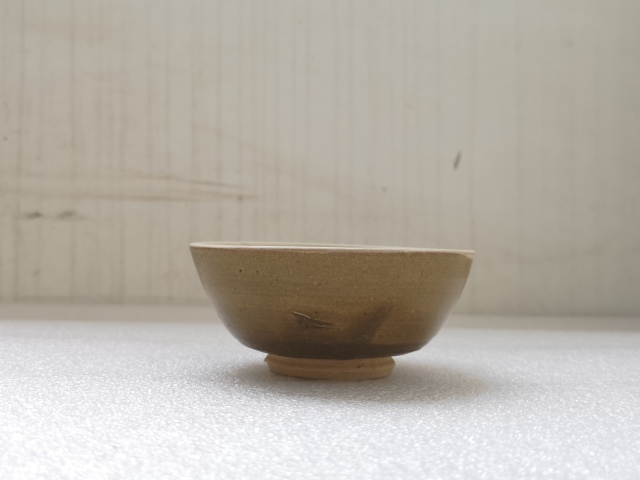 古玩陶瓷元末明初褐釉碗拍賣,當前價格350元