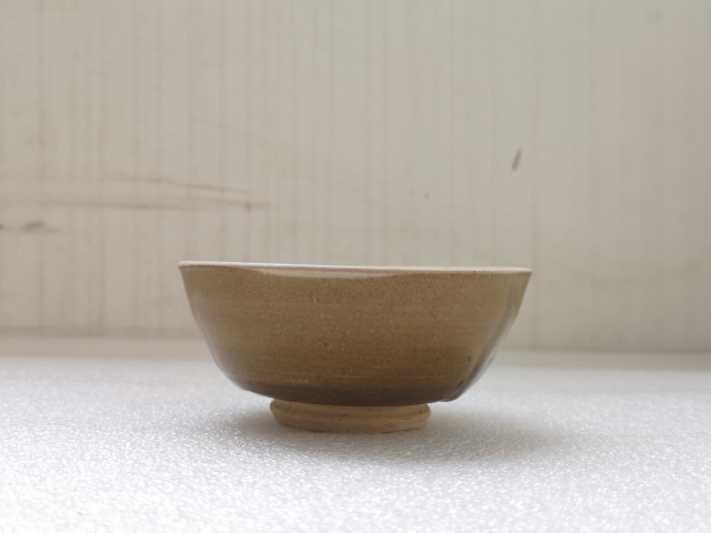 古玩陶瓷元末明初褐釉碗拍賣,當前價格350元