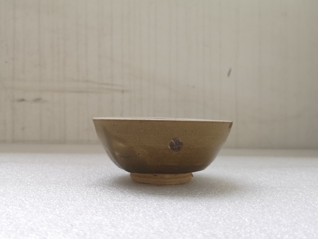 古玩陶瓷元末明初褐釉碗拍賣,當前價格350元