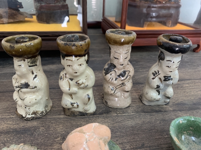 古玩陶瓷磁州窯人物造像燭臺4臺拍賣，當前價格3200元