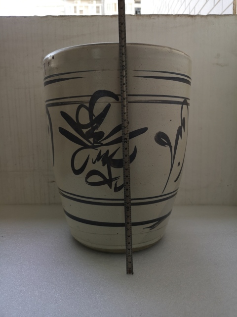 古玩陶瓷晚清磁州窯褐彩吉語(yǔ)花卉紋缸拍賣,當(dāng)前價(jià)格398元