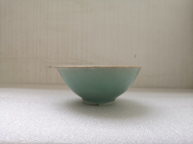 古玩陶瓷清中豆青釉碗拍賣，當前價格298元