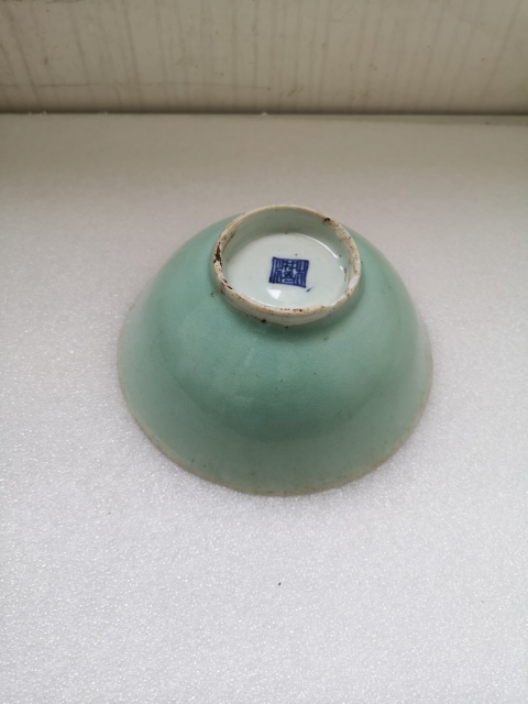 古玩陶瓷清中豆青釉碗拍賣，當前價格298元