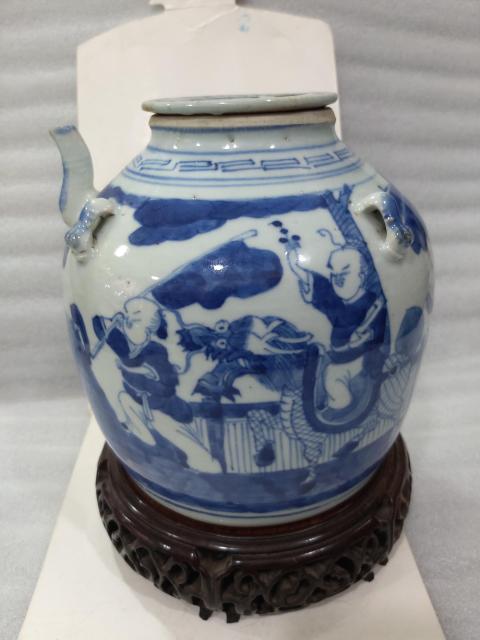 古玩陶瓷青花庭院嬰戲紋四系蓋壺拍賣,當前價格5880元