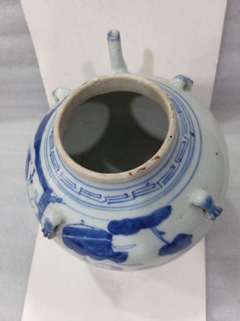 古玩陶瓷青花庭院嬰戲紋四系蓋壺拍賣,當前價格5880元