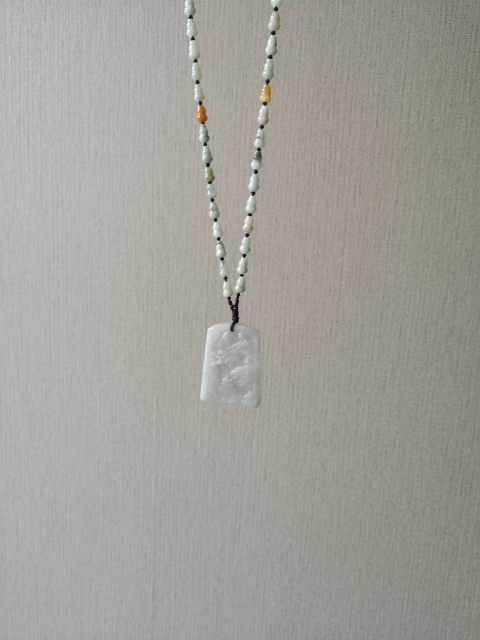 古玩玉器山水牌子拍賣,當前價格398元