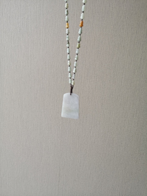古玩玉器山水牌子拍賣,當前價格398元