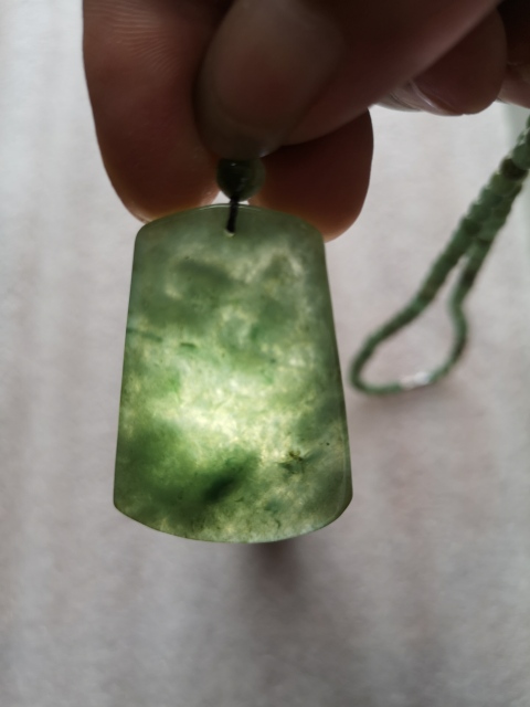 古玩玉器山水方牌子拍賣,當前價格398元