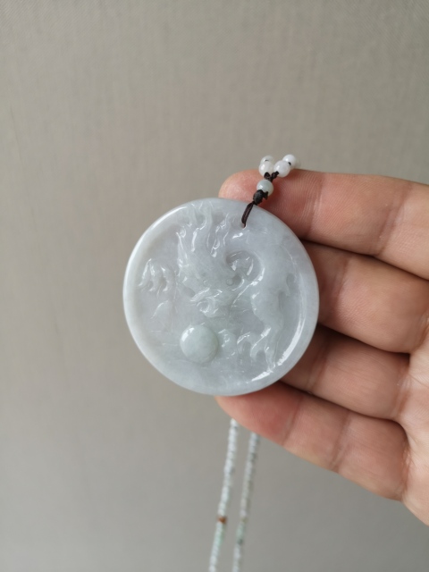 古玩玉器龍牌子拍賣,當前價格398元