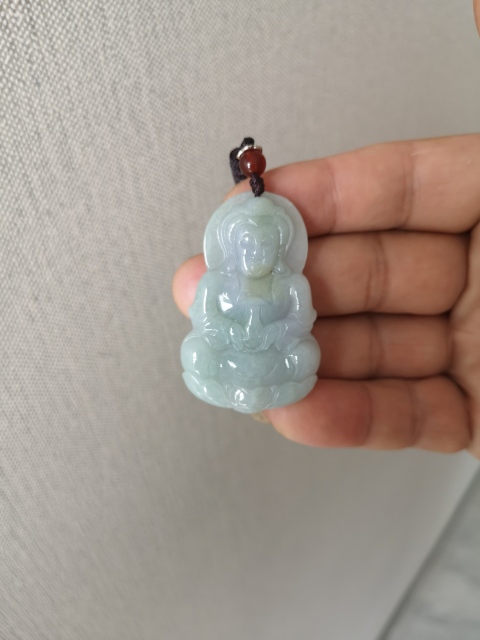 古玩玉器觀音拍賣，當前價格555元
