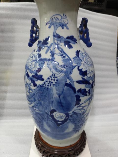 古玩陶瓷晚清花鳥紋雙松葉耳撇口瓶拍賣，當前價格1880元
