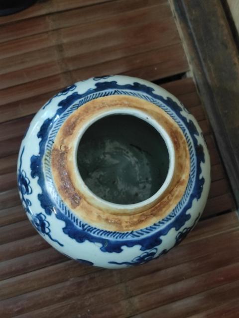 古玩陶瓷清中期一把抓喜字罐拍賣,當前價格1288元