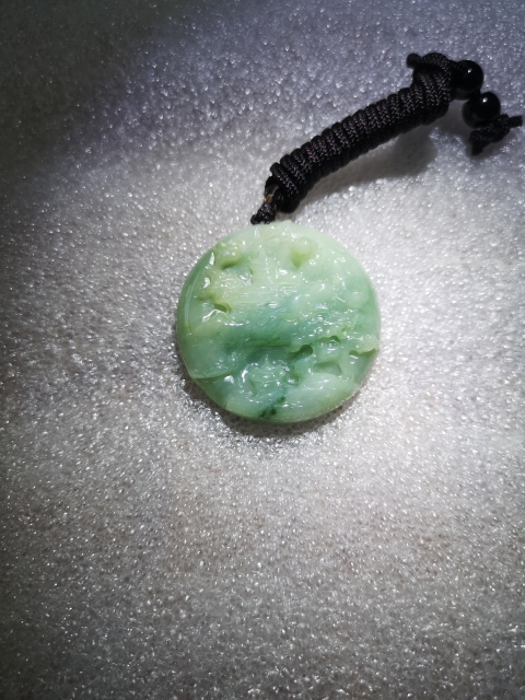 古玩玉器山水牌子拍賣，當前價格299元