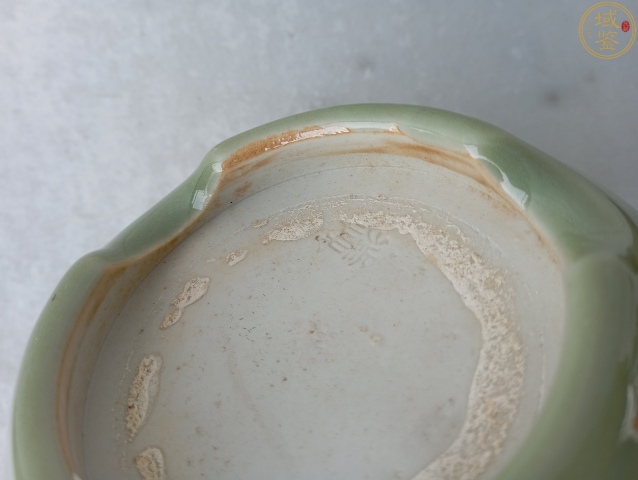 古玩陶瓷豆青釉三足筒式爐拍賣,當前價格2700元