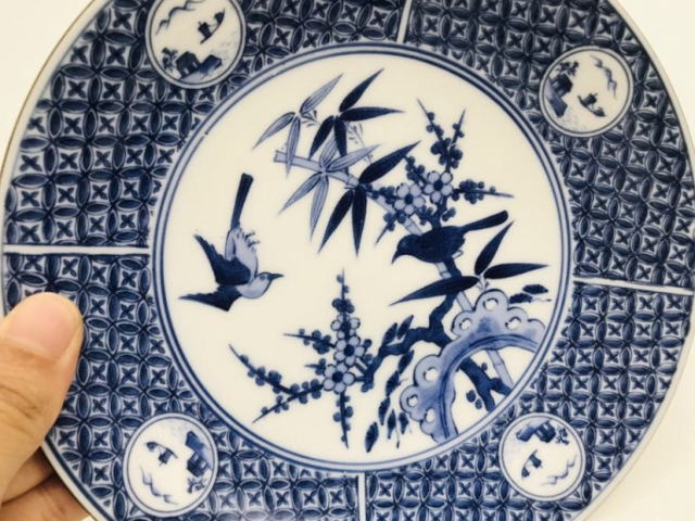 古玩陶瓷六十至八十年代花鳥紋青花盤拍賣,當前價格220元